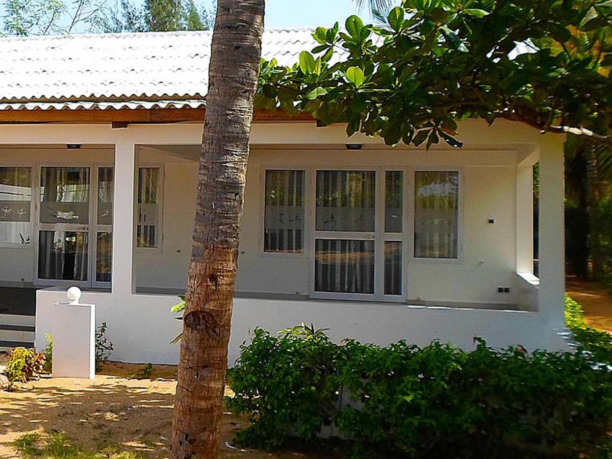 Hotel Village Vacances Awale Plage Grand-Popo Exterior foto